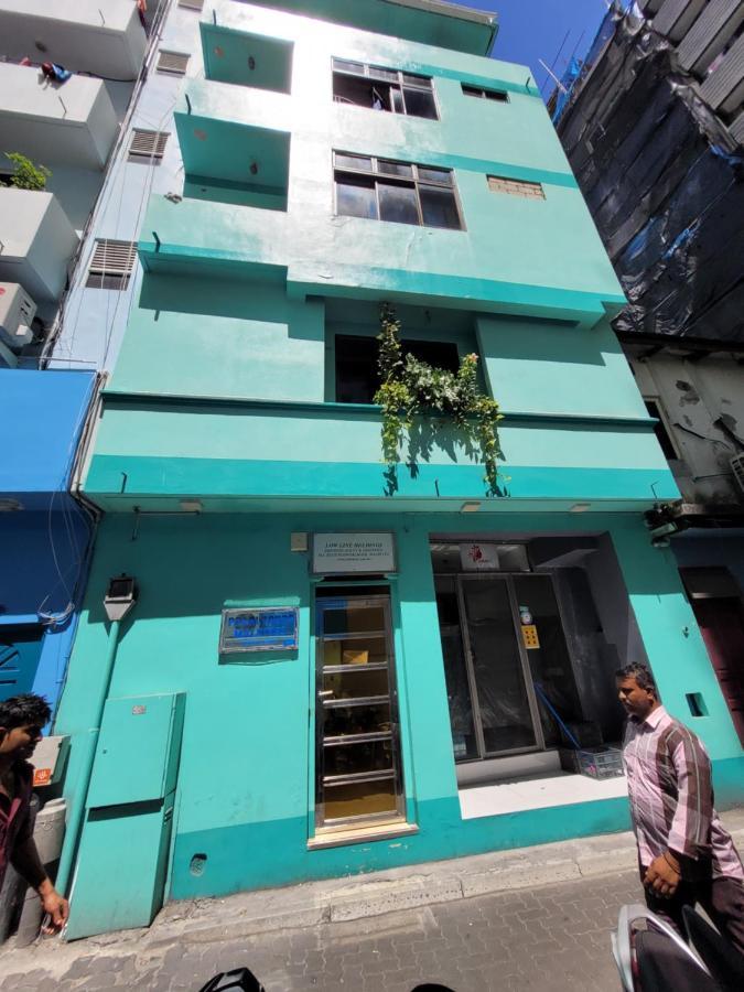 Ontrack Travel Transit Hotel Malé Exterior foto